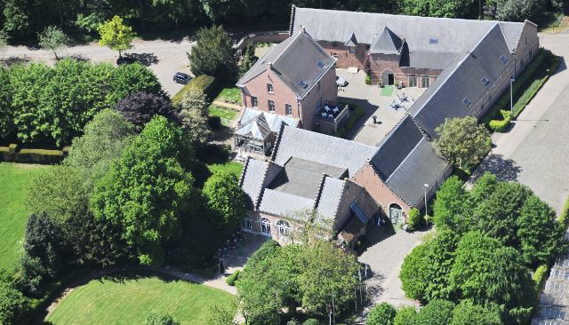 Hof van Reyen foto 1