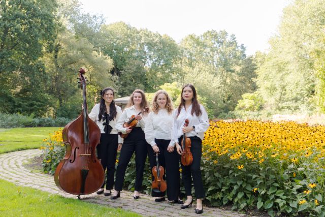 Quartet With A Twist foto 1