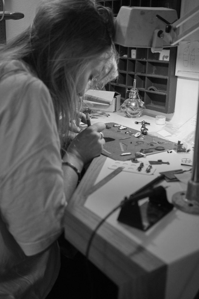 Stefanie Verhoef, hedendaags en uniek sieraadontwerp foto 1