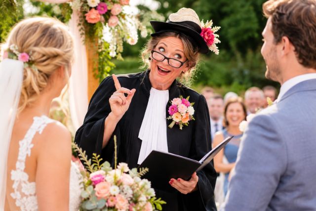 TopTypetjes.nl – Ludieke BABS & trouwceremonie met humor foto 1