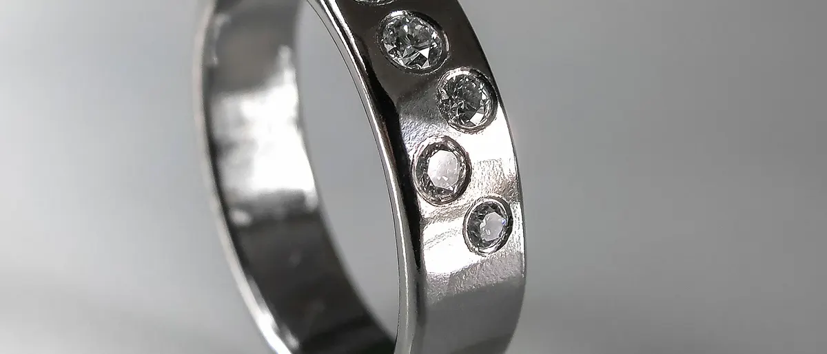Platina trouwring, palladium of titanium: welke kies je?